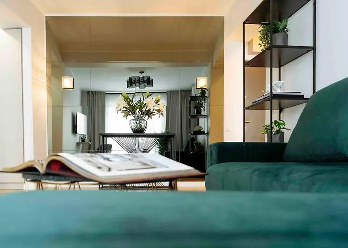 Apartament Sunny Large Flat - Location - Charming Balcony *