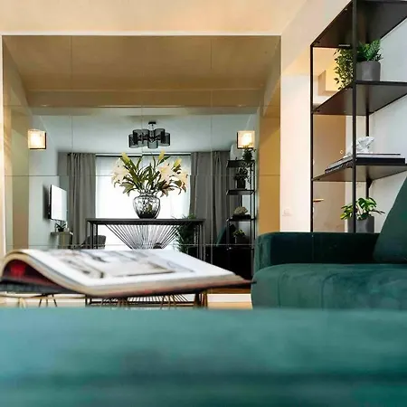 Apartament Sunny Large Flat - Location - Charming Balcony *