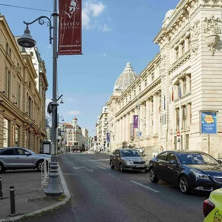 Sunny Large Flat - Location - Charming Balcony Apartment Bucharest