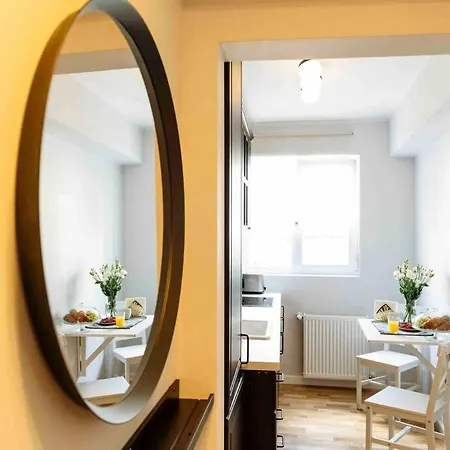 Sunny Large Flat - Location - Charming Balcony *