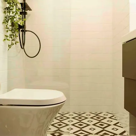 Sunny Large Flat - Location - Charming Balcony *