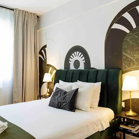 Sunny Large Flat - Location - Charming Balcony Appartamento